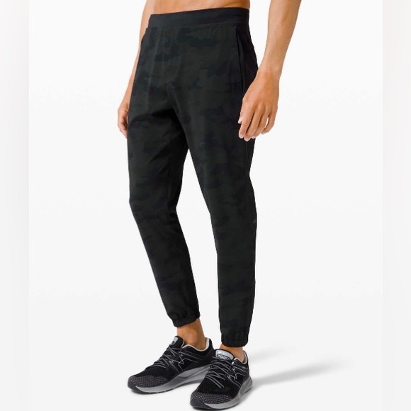 lululemon athletica Other - Lululemon Surge Jogger 29”. Size Large